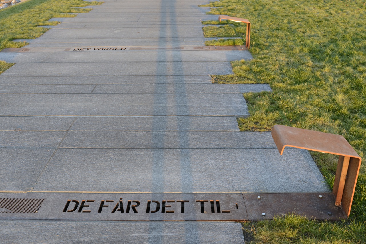 Evjen Granitt, Havnepromenaden Mo i Rana